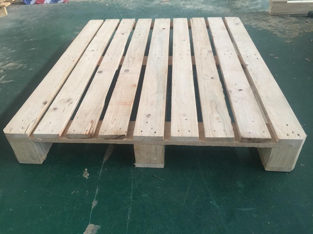 二手木托盤回收后應該怎么堆放？